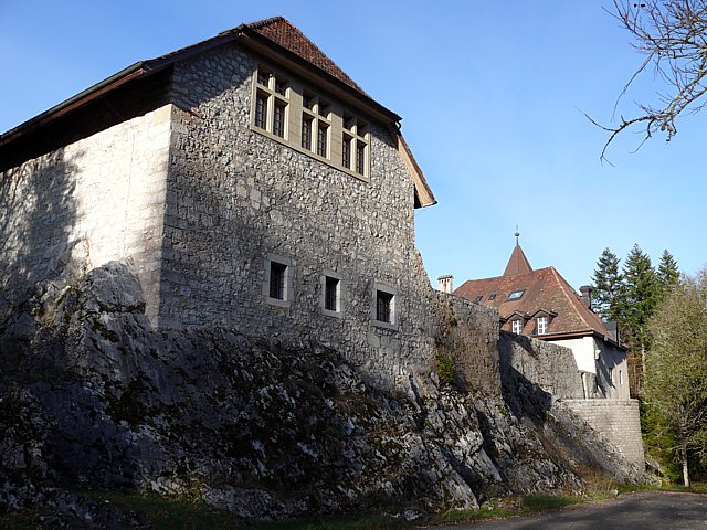 Le château de Môtiers