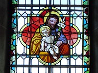 Un vitrail de l'église du Cerneux-Péquignot