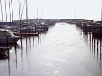 Le port de Bevaix gelé