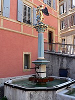 Neuchâtel, fontaine du Griffon