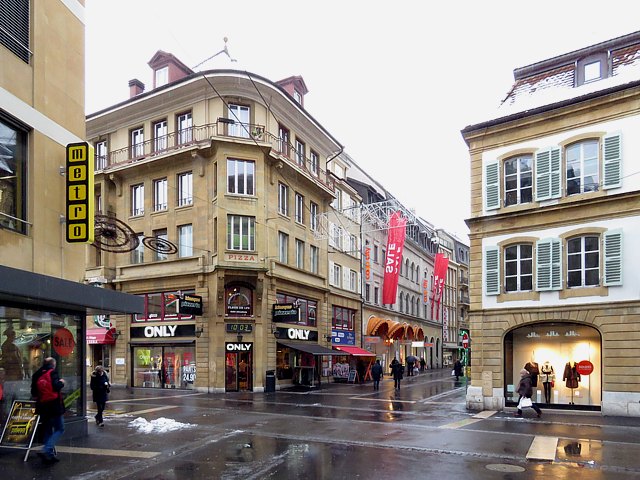 Neuchâtel, Rue St-Honoré