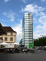 La tour de l'OFS à Neuchâtel
